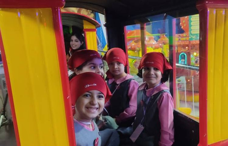 اردو پارک قلعه سحر آمیز ارم 7