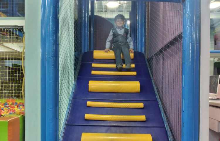 اردو پیش دبستان شهربازی رباتیک 10