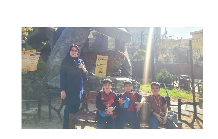 اردو ژوراسیک پارک 9