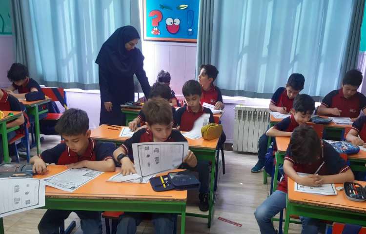 ارزشیابی درک مطلب فارسی (گنجینه) 1