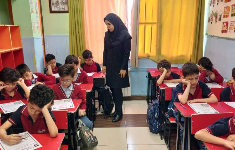 ارزشیابی درک مطلب فارسی (گنجینه) 11