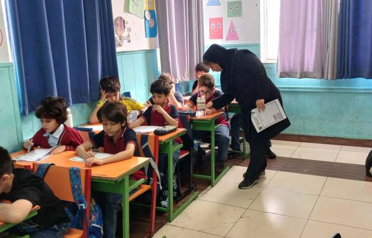 ارزشیابی درک مطلب فارسی (گنجینه) 14