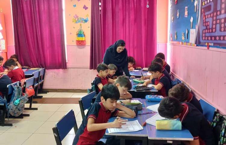 ارزشیابی درک مطلب فارسی (گنجینه) 7