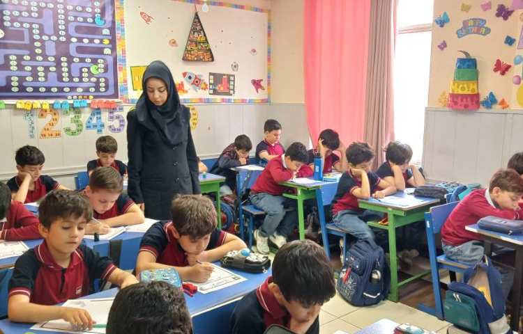 ارزشیابی درک مطلب فارسی (گنجینه)