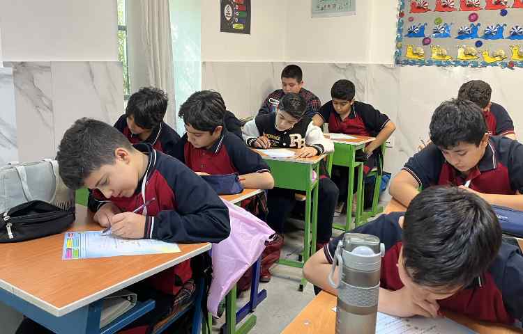 ارزشیابی فارسی آزمون مداد قرمز 2