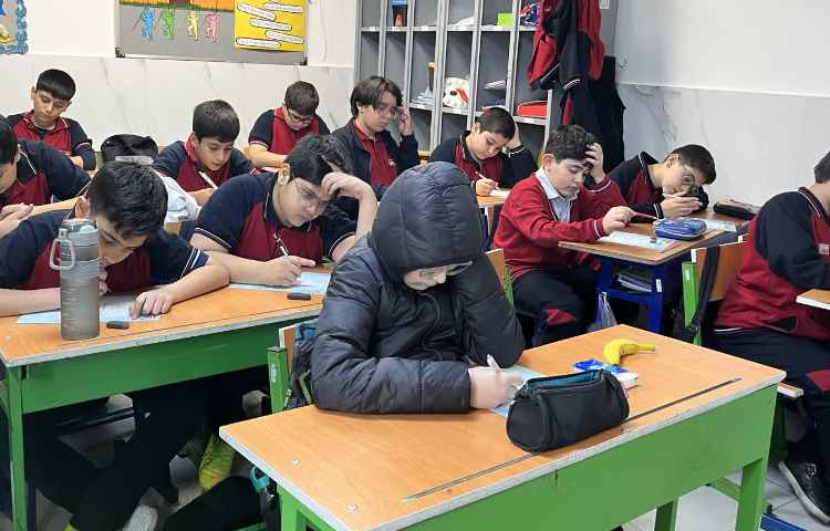 ارزشیابی فارسی آزمون مداد قرمز 3