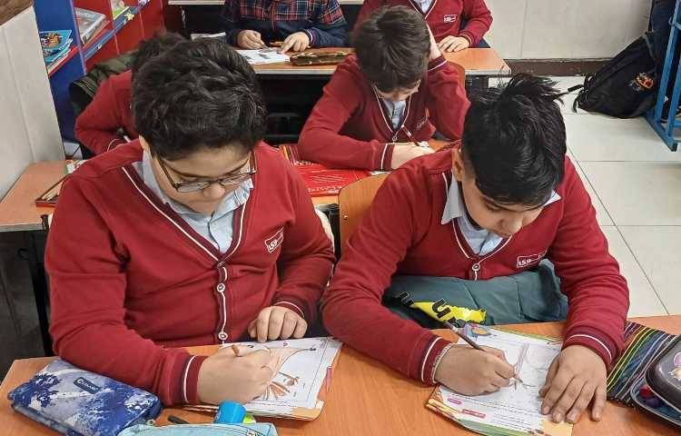 ارزشیابی هنر انجام شد. 3