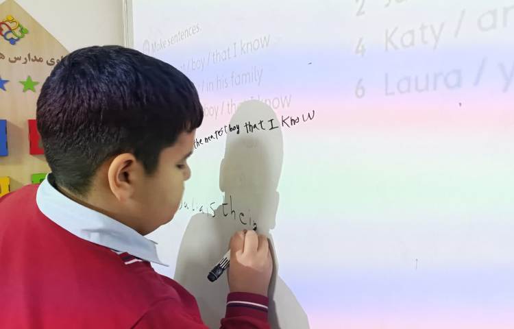 ارزیابی spelling و انجام فعالیت‌های کتاب در زنگ General English 2