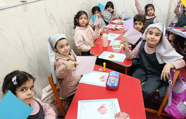 اریگامی گل لاله 2