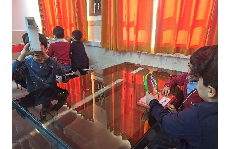 ازمایشگاه کار با انواع آینه و پریسکوپ 3