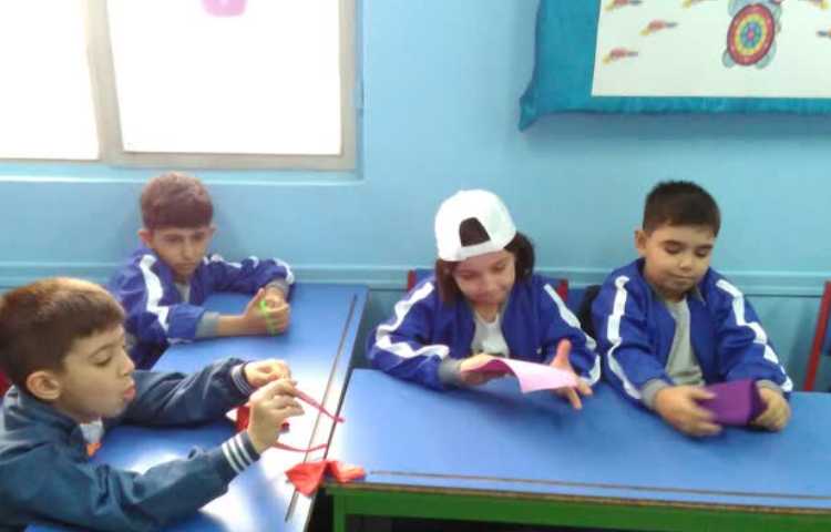 ازمایش حواس 5 گانه 4