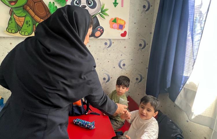 ازمایش رنگی رنگی 2