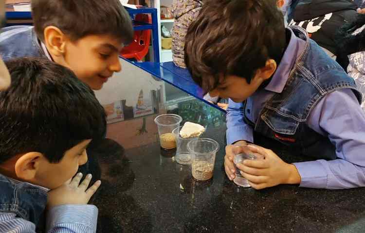 ازمایش نفوذپذیر در انواع خاک در ازمایشگاه 2