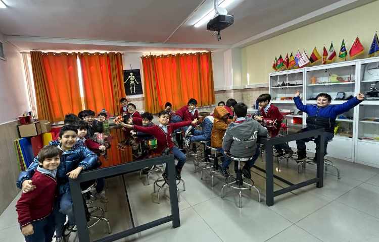 ازمایش نفوذ اب در خاک 1