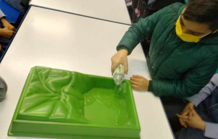 ازمایش های فصل 5 علوم 4