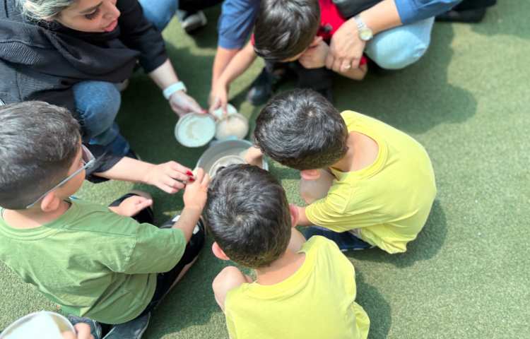 از دستان کوچک تا ذهن‌های خلاق؛ کارگاه تعاملی مادر و کودک در مسیر یادگیری» 3