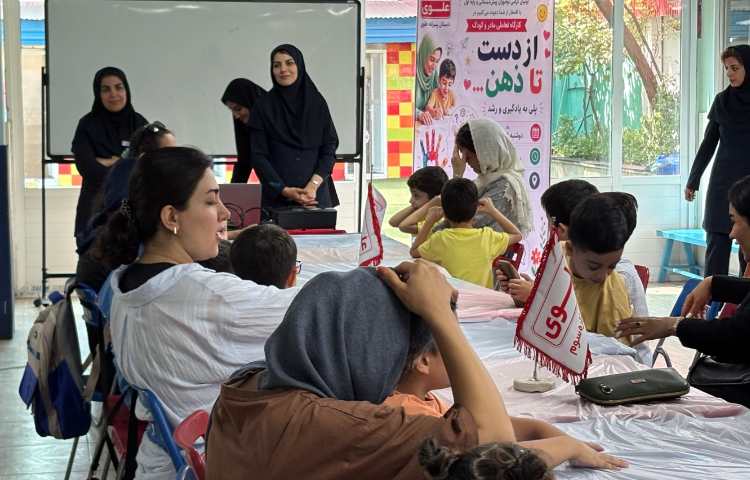 از دستان کوچک تا ذهن‌های خلاق؛ کارگاه تعاملی مادر و کودک در مسیر یادگیری» 19