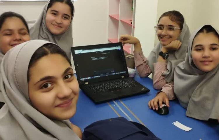 از عکس تا فیلم با جادوی Runway