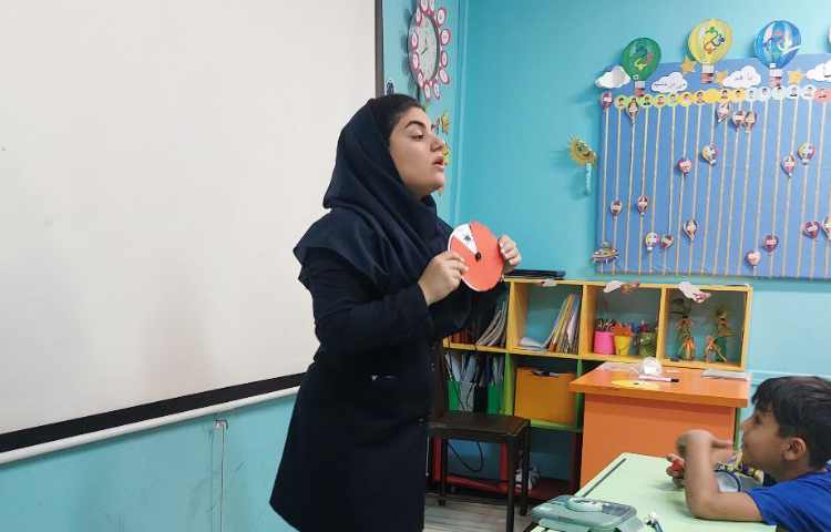 استفاده از spinner‌برای تدریس ترکیبات مختلف 1