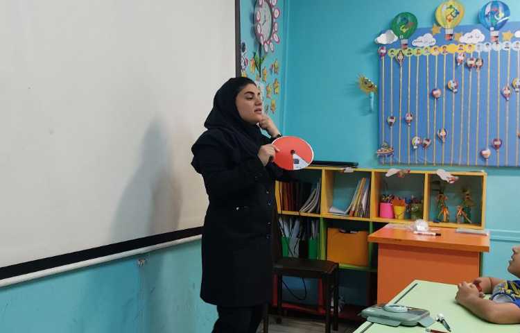 استفاده از spinner‌برای تدریس ترکیبات مختلف 2