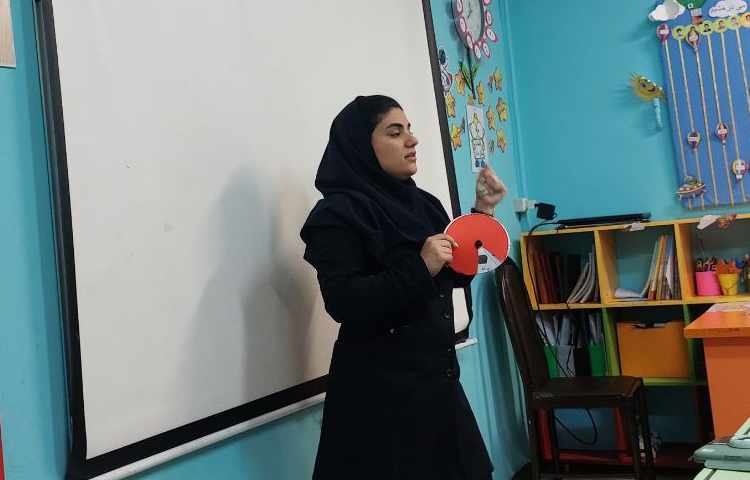 استفاده از spinner‌برای تدریس ترکیبات مختلف 3