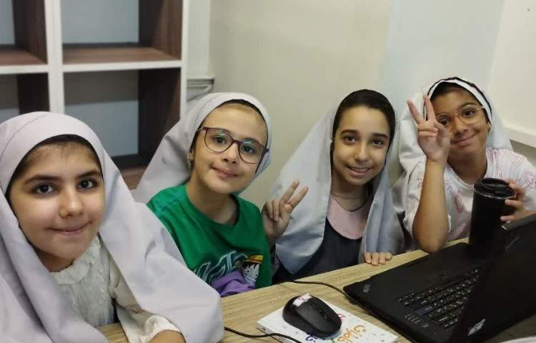 اسلایدهای جادویی با هوش مصنوعی 4