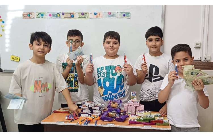 اشنایی با پول و کاربرد آن و خرید و فروش در کلاس 4