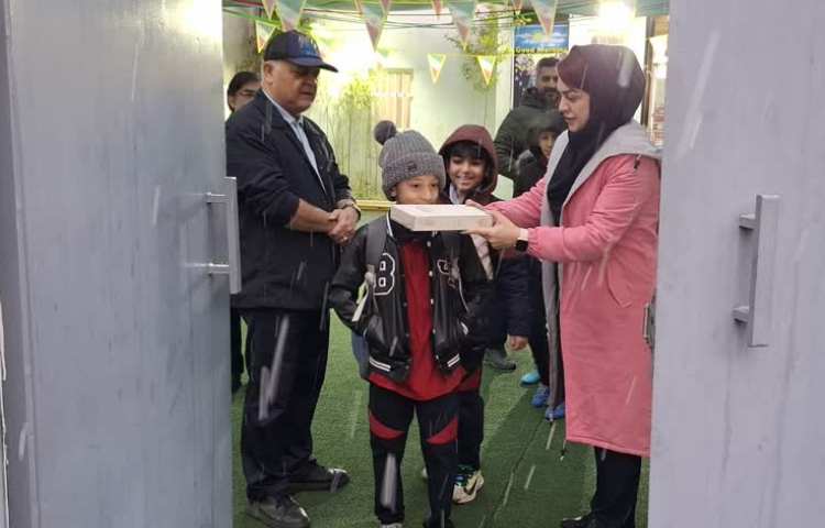 اعزام تیم منتخب طناب زنی مدرسه به مسابقات ورزشی منطقه 13 2