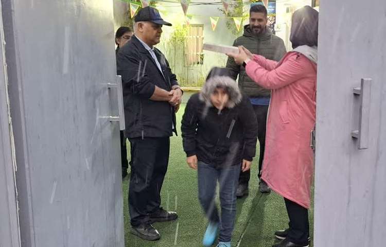 اعزام تیم منتخب طناب زنی مدرسه به مسابقات ورزشی منطقه 13 3