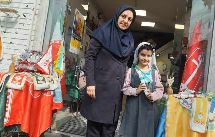 اعضای محترم شورای دانش آموزی 12