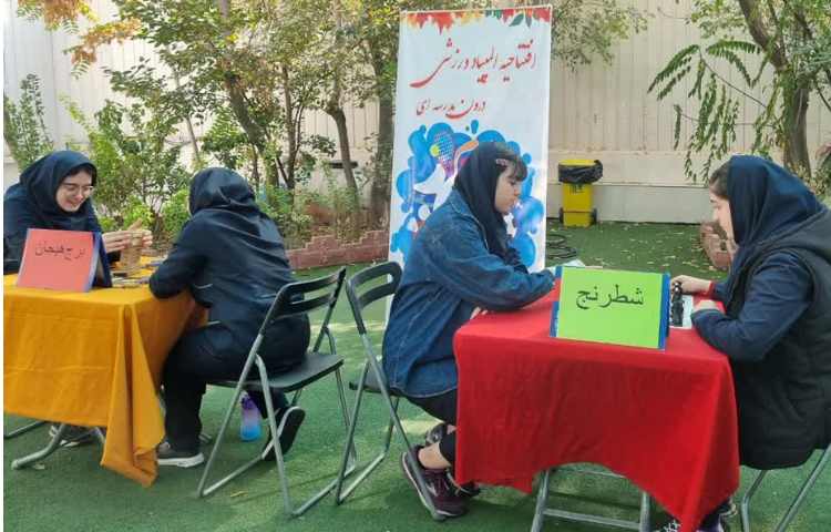 (افتتاحیه المپیاد مسابقات ورزشی درون مدرسه ای) 8