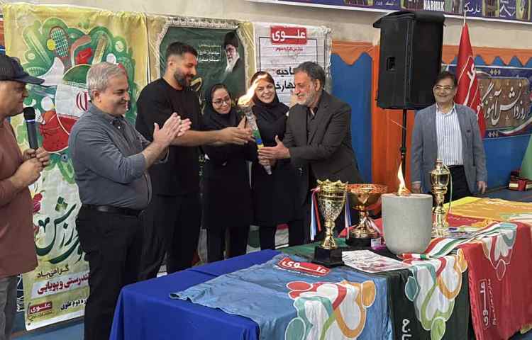 افتتاحیه المپیاد ورزشی و روز دانش آموز 37