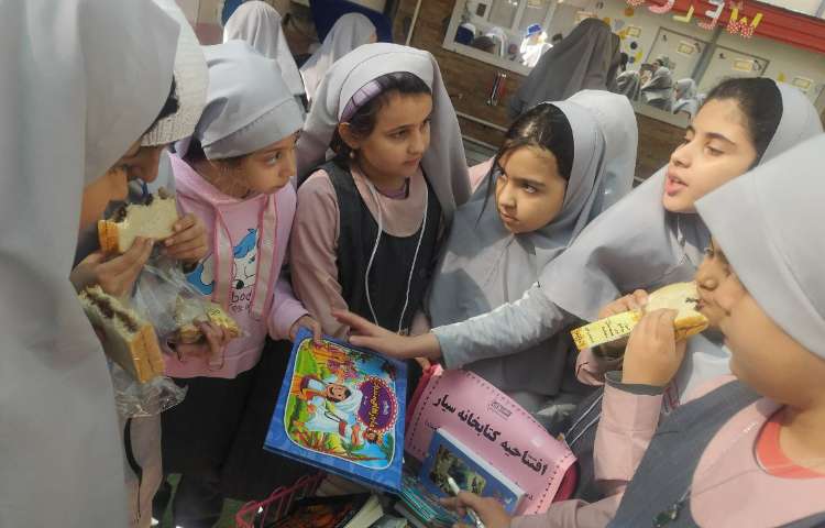 افتتاح کتابخانه سیار 4