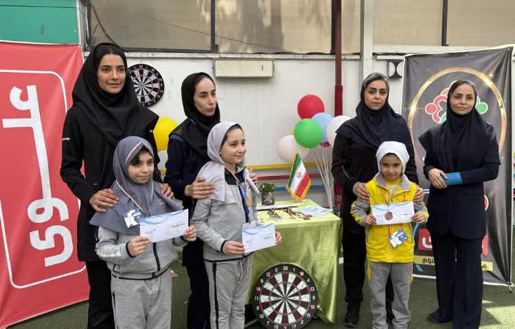 افتخار آفرینان دبستان دخترانه علوی 5