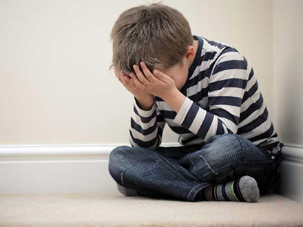 علائم اختلال افسردگی در کودکان و نوجوانان
