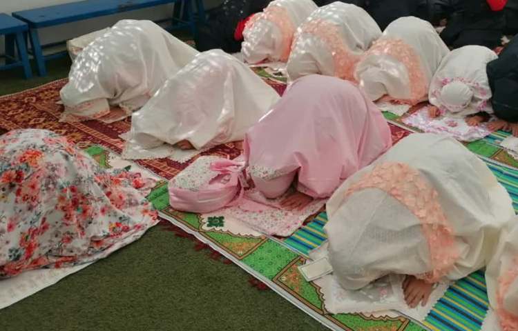 اقامه نماز جماعت 1