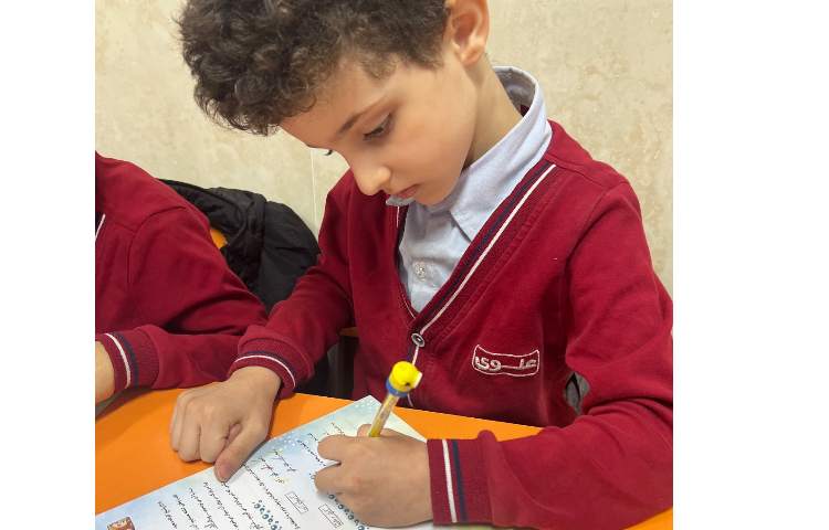 امروز ارزشیابی فارسی برگزار شد . 3