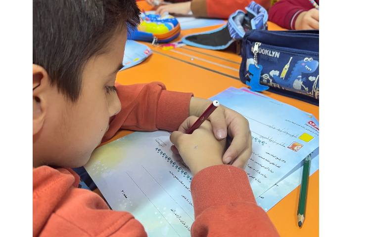 امروز ارزشیابی فارسی برگزار شد . 6