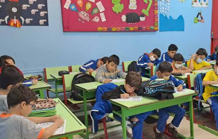 املای جاخالی از درس زنگ ورزش