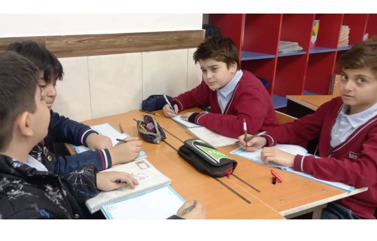 املای حافظه‌ای به سبک بازی اسم فامیل