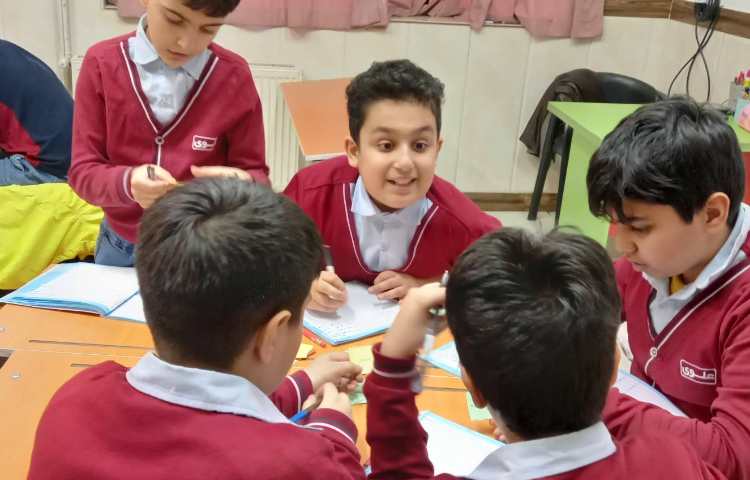 املای حروف بهم ریخته در قالب کار گروهی 1