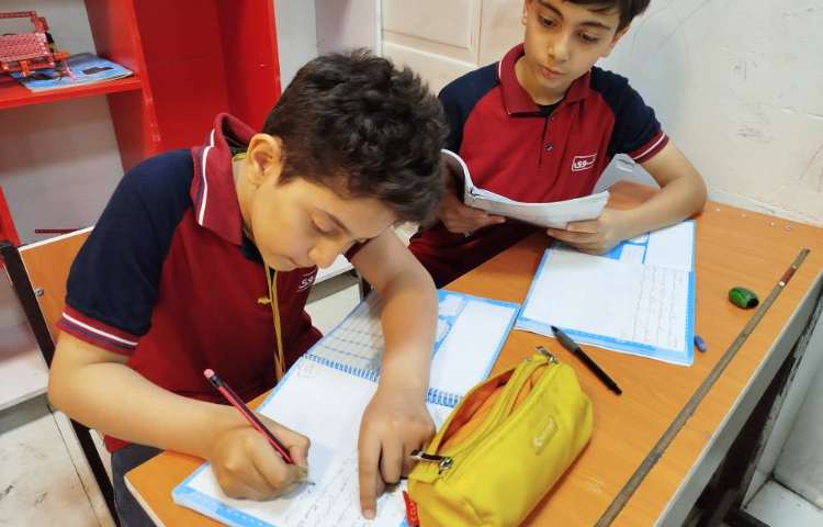 املای خلاق از درس کار و تلاش 4