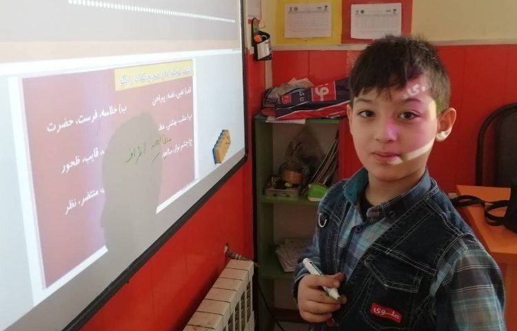 :املای خلاق ترکیبی با پسران توانمند مریخی 3