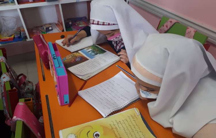 املای پای تخته ای نوروز و پرواز قطره