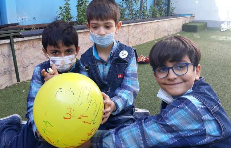 :املای گروهی بادکنکی، کلاس گیلاس