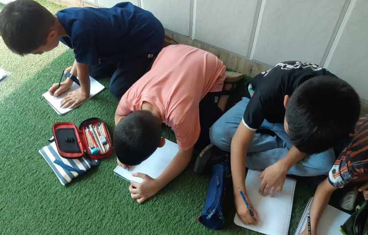 املا خارج از محیط کلاس در فضای باز 3