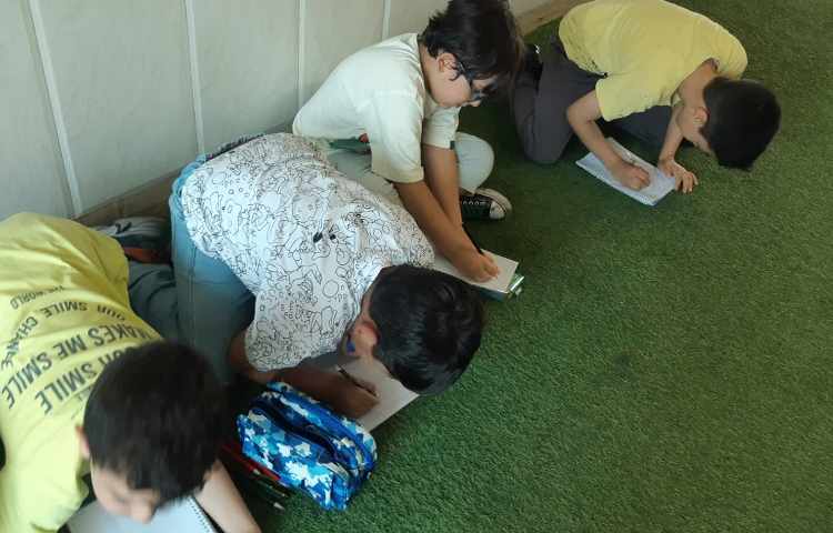 املا خارج از محیط کلاس در فضای باز 4