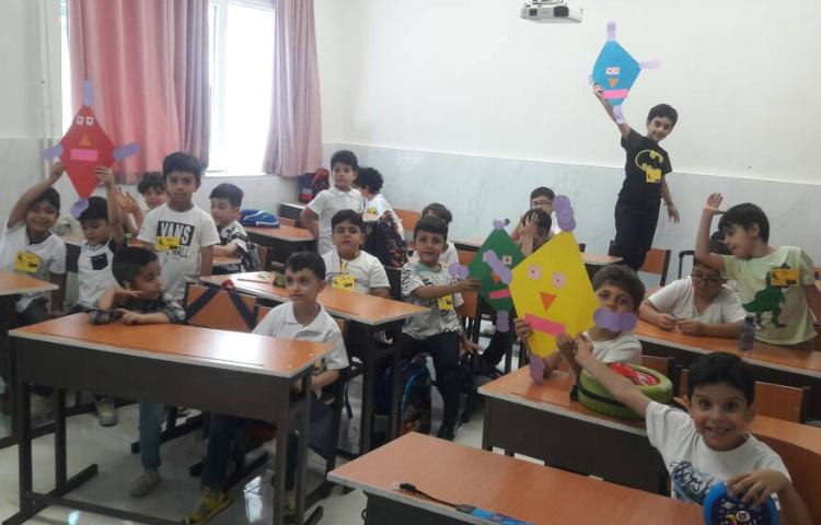 اموزش اشکال هندسی توسط کاردستی بادبادک 1