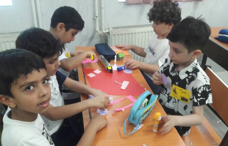 اموزش اشکال هندسی توسط کاردستی بادبادک 3