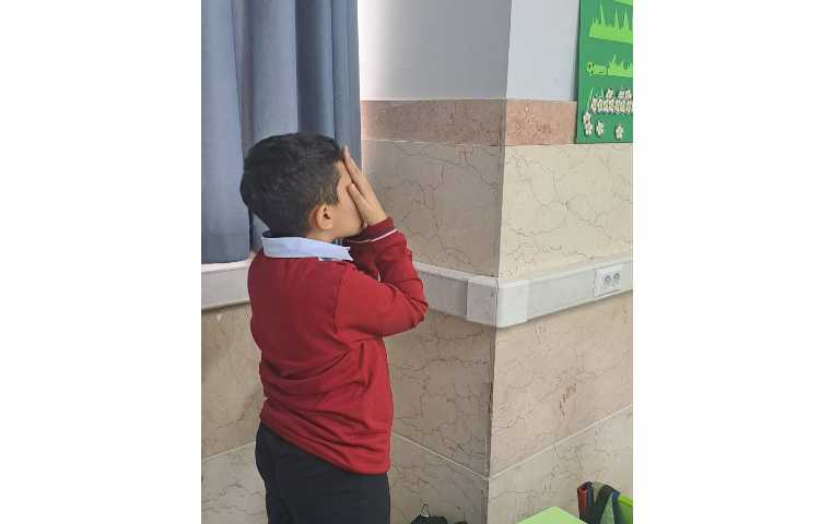 اموزش تیمم کردن در درس هدیه های اسمانی 1